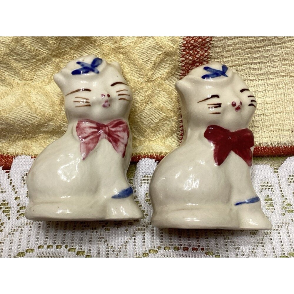 Vintage Shawnee Pottery Ceramic Puss N Boots Salt & Pepper Shaker Set 50s